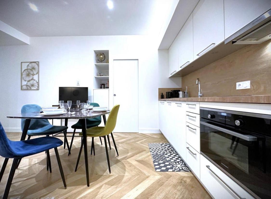 Hypercentre Charmant 2 Chambres Au Calme Avec Joli Patio Privatif Nantes Exteriör bild