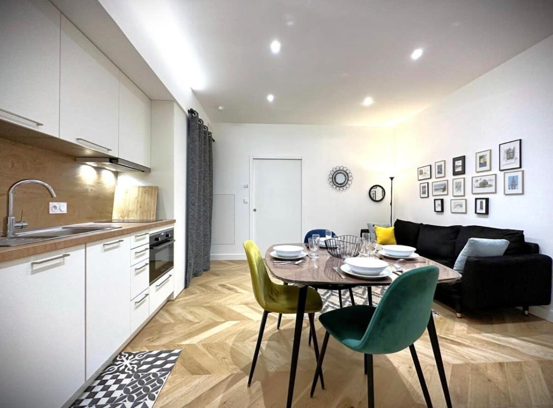 Hypercentre Charmant 2 Chambres Au Calme Avec Joli Patio Privatif Nantes Exteriör bild